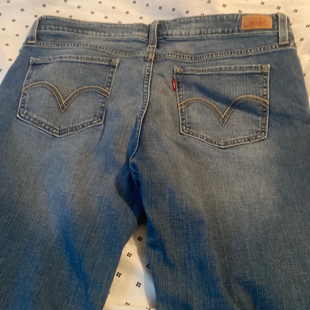 Levi’s super low 518 Jean flare leg size 13